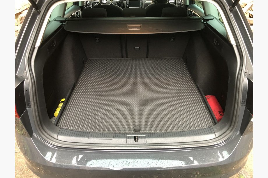 Volkswagen Golf 7/E-Golf 2012–2020 EVA preproga za prtljažnik (SW, črna) Image