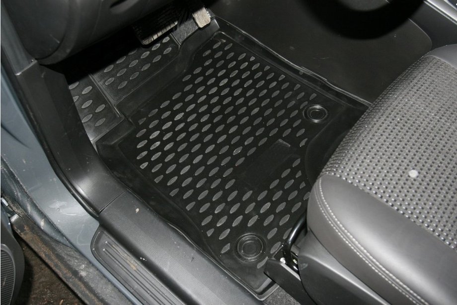 Chevrolet Captiva 2006–2019 (2011↗) Gumijasti tepihi za kabino (4 kos, Novline) Image