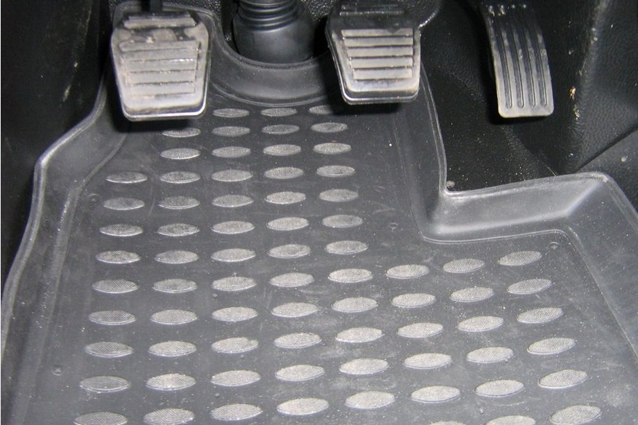 Ford Transit 2000–2014 (2006↗) Gumijasti tepihi za notranjost (2 kos, Novline) ročni menjalnik (Varianta 2) Image