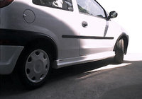 Opel Corsa C 2000–2006 Stranski pragovi (za lakiranje) fotografija 1
