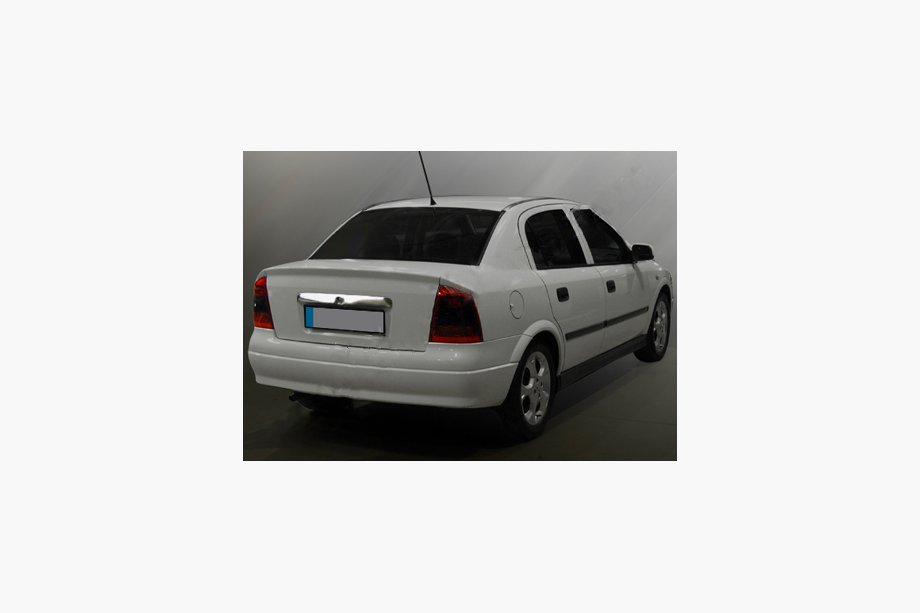 Opel Astra G Classic 1998–2012 Letvica nad registrsko tablico (nerjavno jeklo) OmsaLine - italijansko nerjavno jeklo Image