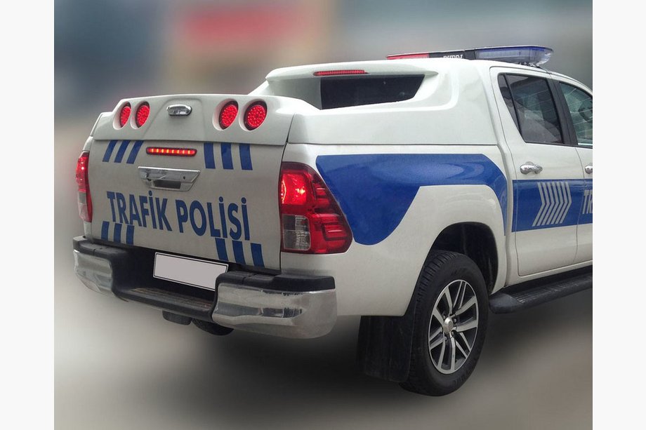 Toyota Hilux 2015– Hardtop za pick-up GRAND BOX Image