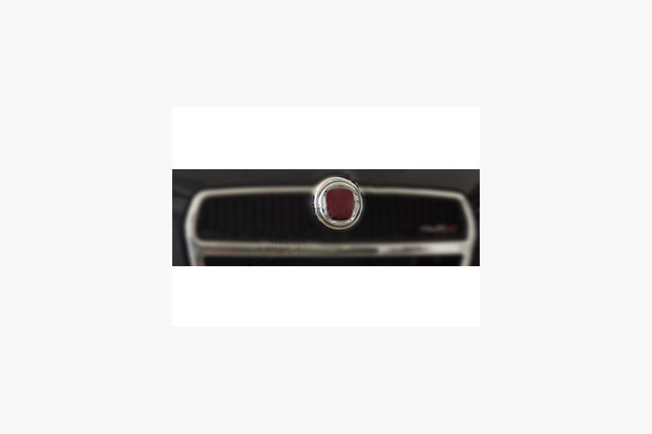 Fiat Doblo II 2010–2022 Okrasna obloga z logotipom (nerjaveče jeklo) Image