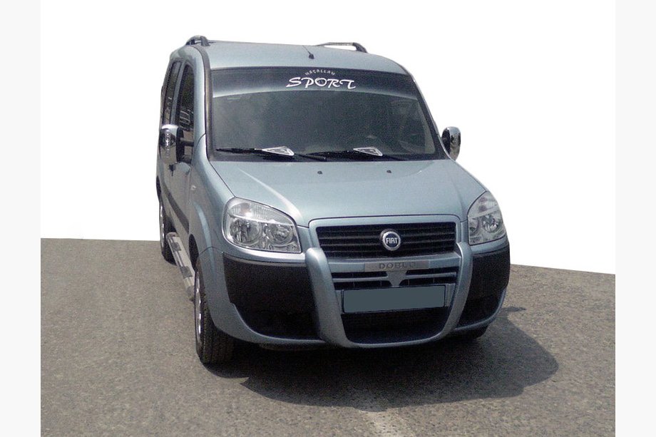 Fiat Doblo I 2005–2010 Lip spojler sprednjega odbijača (za lakiranje) Image