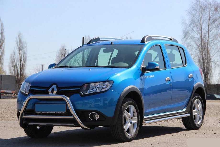 Renault Sandero 2013–2022 Sprednji zaščitni lok WT006 (nerjaveče jeklo) Image