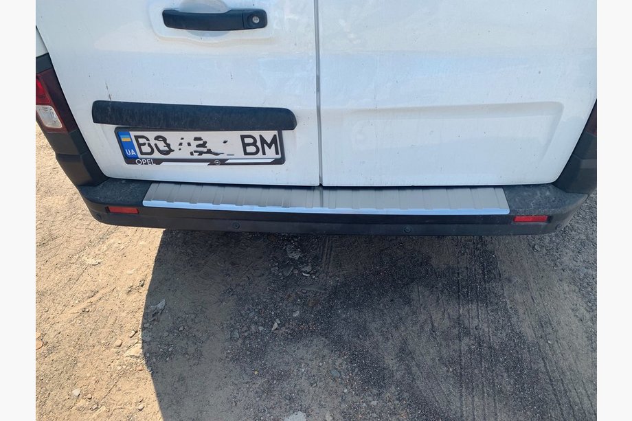 Renault Trafic 2015– OmsaLine zaščitna letev zadnjega odbijača (nerjavno jeklo) Fotografija 2