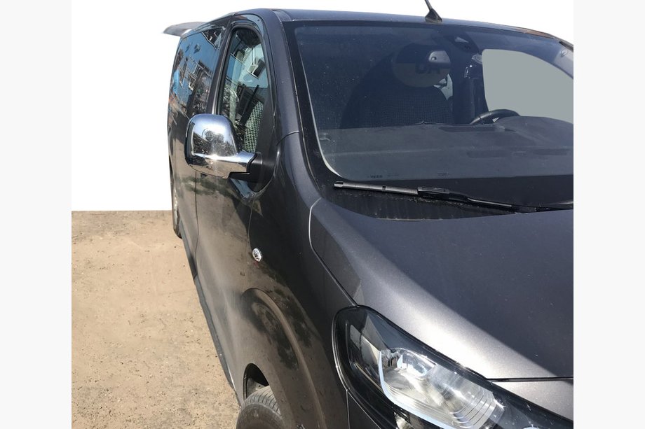 Opel Vivaro 2019– Kromirane obloge ogledal (2 kosa, plastika) Črni krom Image