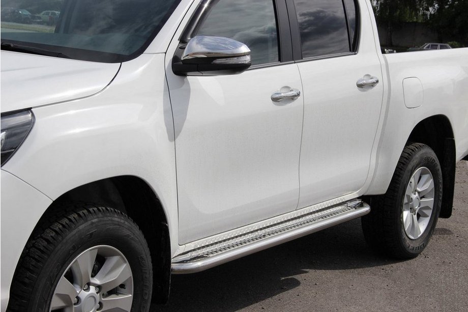 Toyota Hilux 2015– Bočne stopnice KB001 (nerjavno jeklo) Image