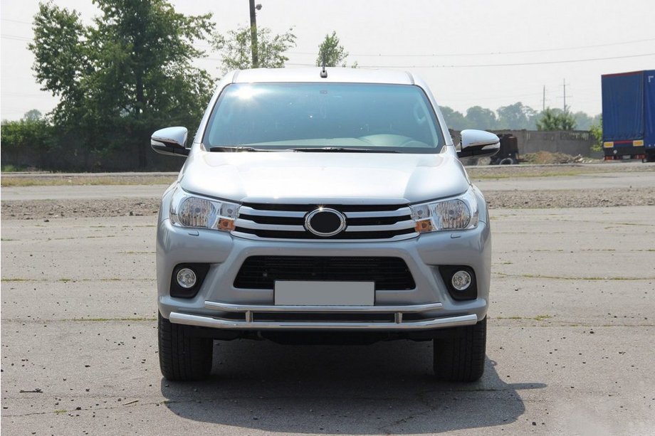 Toyota Hilux 2015– Sprednji zaščitni lok ST018 (nerjavno jeklo) Fotografija 5