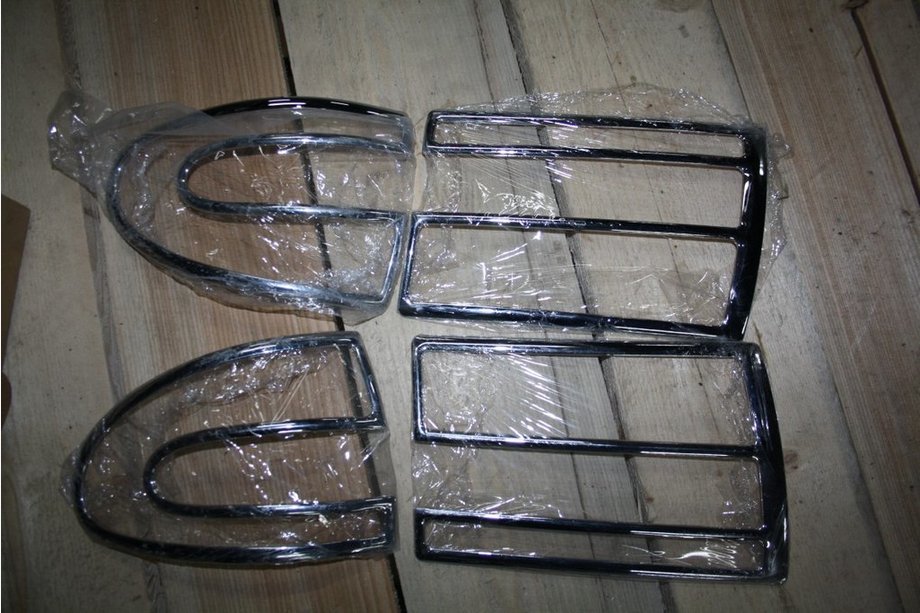 31 serija 1981–1992 Obloge pragov (plastika) Image