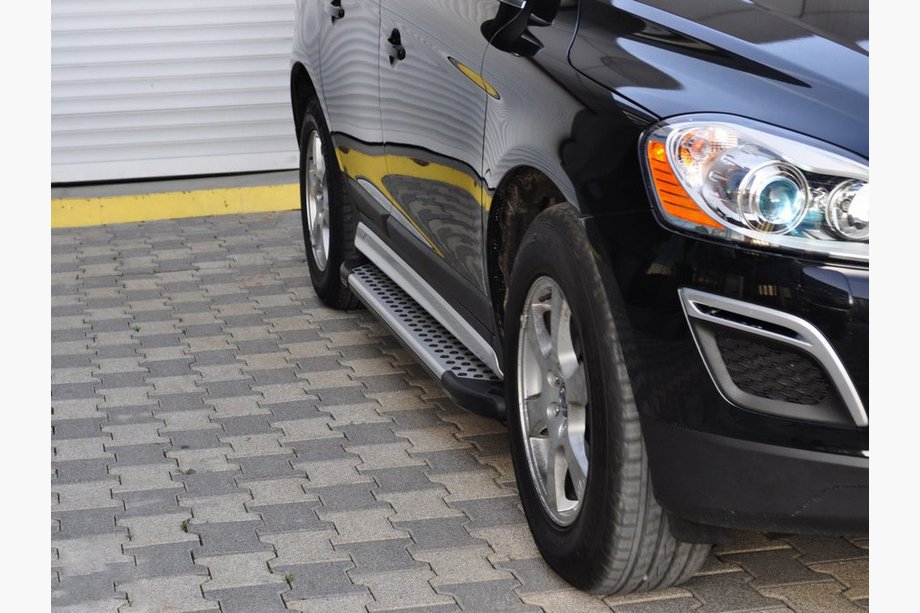 Volvo XC60 2009–2017 Stranske stopnice Allmond Grey (2 kosa, aluminij) Image