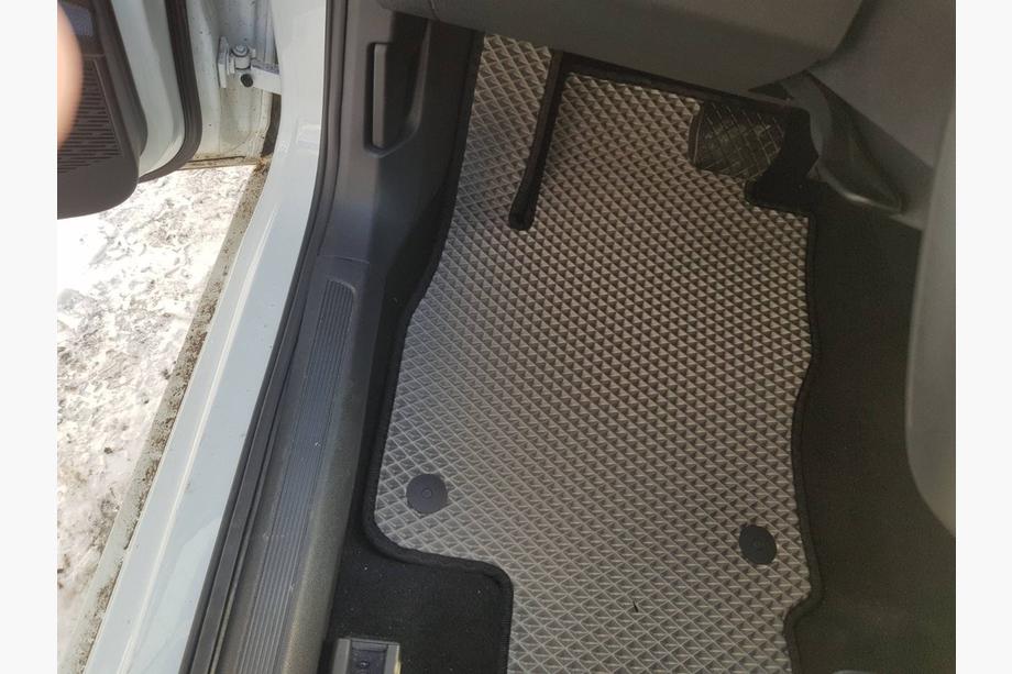 Volkswagen Jetta 2018– EVA avtomobilski tepihi (sivi) Image