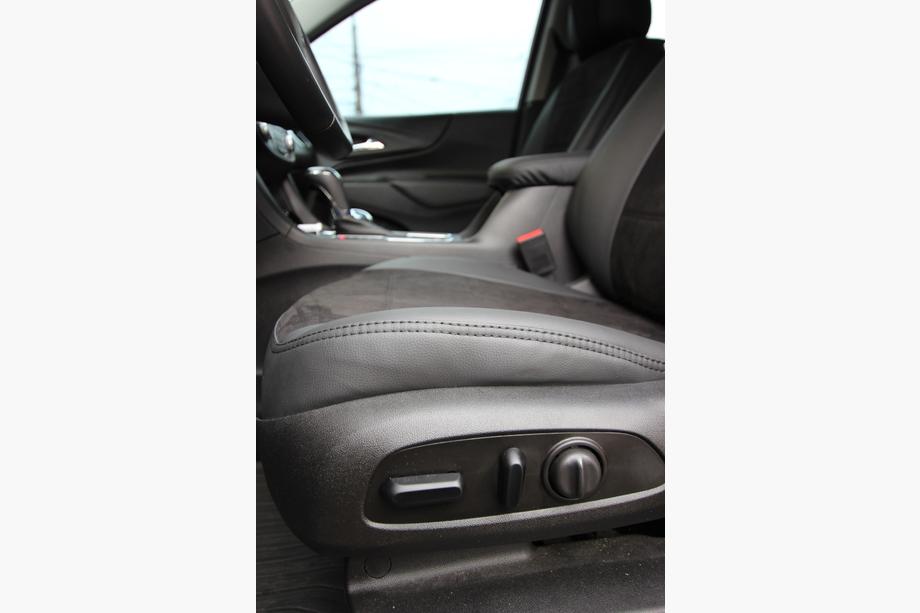 Chevrolet Equinox 2018–2025 Avtomobilske sedežne prevleke eko usnje+tkanina+Alcantara Antara A001 (celoten komplet za notranjost) Fotografija 8