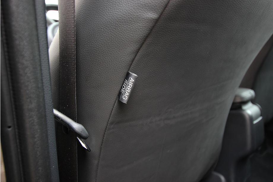 Toyota Yaris/Yaris Cross (XP210) 2020– Avtomobilske sedežne prevleke eko usnje+tkanina+Alcantara Antara A001 (celoten komplet za notranjost) Fotografija 2