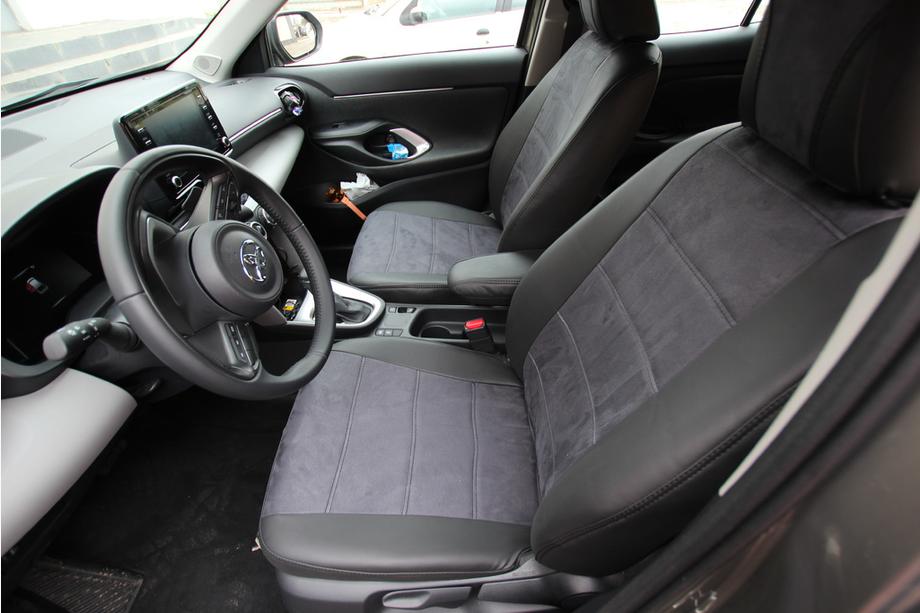 Toyota Yaris/Yaris Cross (XP210) 2020– Avtomobilske sedežne prevleke eko usnje+tkanina+Alcantara Antara A001 (celoten komplet za notranjost) Fotografija 6
