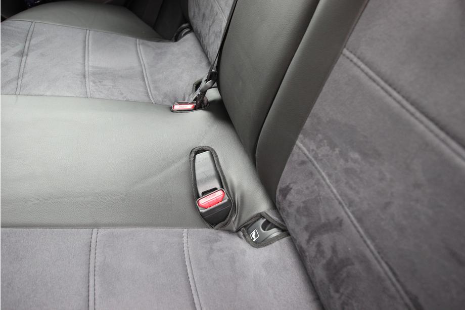 Toyota Yaris/Yaris Cross (XP210) 2020– Avtomobilske sedežne prevleke eko usnje+tkanina+Alcantara Antara A001 (celoten komplet za notranjost) Fotografija 11