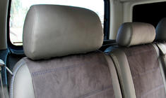 Volkswagen Caddy 2010–2015 Avtomobilske sedežne prevleke eko usnje + tkanina + alkantara Antara A001b (celoten salon) fotografija 14