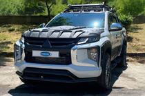Mitsubishi L200 2015–2024 Sprednji dvojni zaščitni lok Vegas 2019+ (črn, 76 mm) fotografija 1