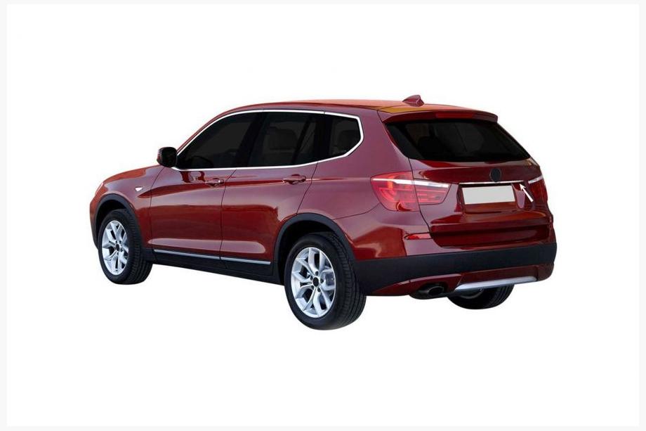 BMW X3 F25 2011–2018 Nerjaveč letvica nad registrsko tablico Image