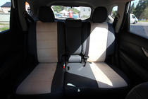 Nissan X-trail T32/Rogue 2014–2021 Avtoprevleke za sedeže eko usnje + tkanina + antara Antara A0013 (komplet za celotno notranjost) fotografija 2