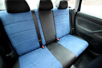 Volkswagen Passat B5 1997–2005 Prevleke za avtomobilske sedeže eko usnje + tkanina + alcantara Antara A006 (komplet za celotno notranjost) fotografija 6