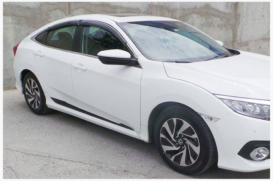 Honda Civic Limuzina X 2016–2021 Zaščitne letve za vrata (4 kosi, črne) Image