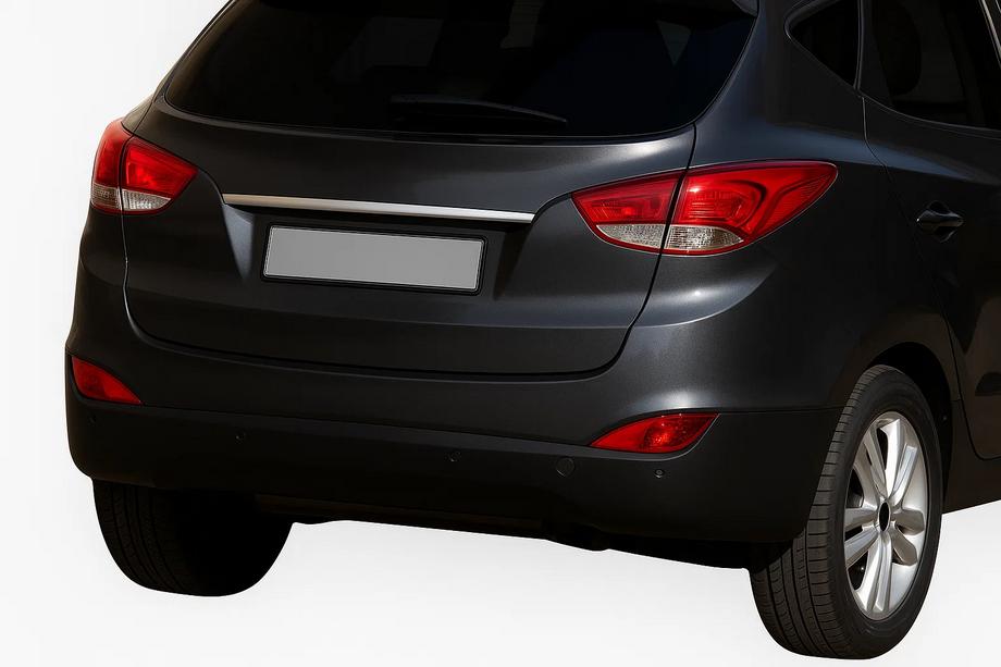Hyundai IX-35 2010–2015 Ozka kromirana letev nad registrsko tablico Image
