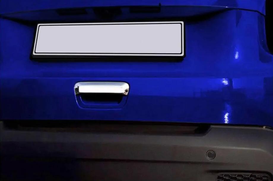 Jeep Renegade 2014– Nerjaveča okrasna obloga ročaja prtljažnih vrat 2019+ Image