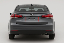 Kia Cerato 3 2013–2018 Letvica nad registrsko tablico za Sedan (nerjaveče jeklo) fotografija 1