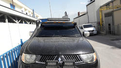 Mitsubishi L200 2015–2024 Senčnik za vetrobransko steklo (Meliset LED) fotografija 2