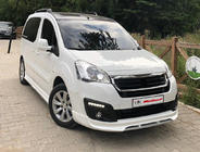 Peugeot Partner Tepee 2008–2018 Sprednja lipa 2015-2018 (za lakiranje) fotografija 1