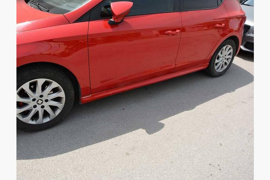 Seat Leon 2013–2020 Bočni pragovi Meliset (za lakiranje) Image
