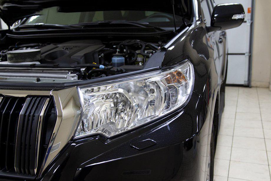 Toyota Land Cruiser Prado 150 2009–2023 Veke za žaromet (voznikova stran, za reflektorski žaromet) Image