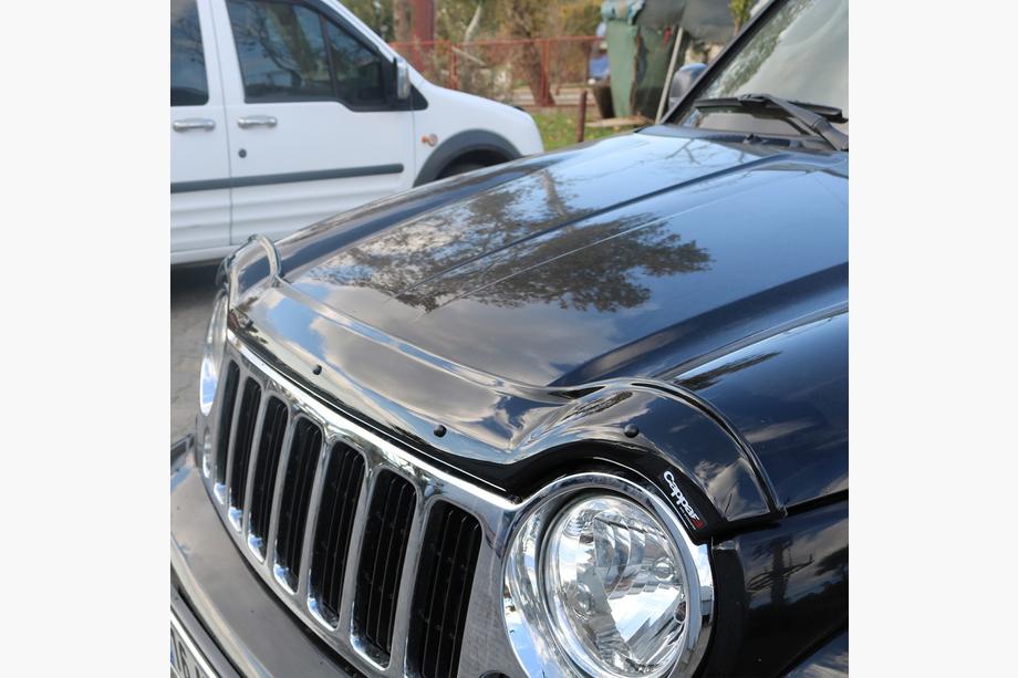 Jeep Cherokee/Liberty 2002–2007 Deflektor pokrova motorja (EuroCap) Image