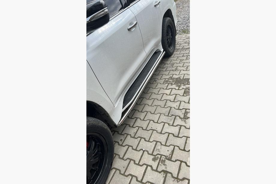 Lexus LX570/450d 2008–2022 Bočne stopnice 2015-2022 (nerjaveče jeklo) Image