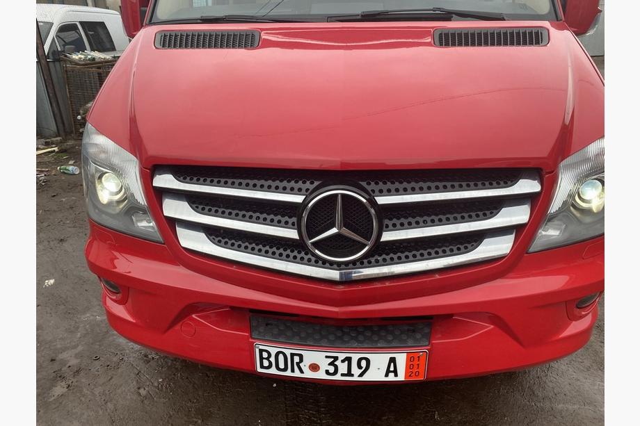 Mercedes Sprinter W906 2006–2018 Znižano! Okrasne letvice za masko (2013↗, nerjaveče jeklo) Image
