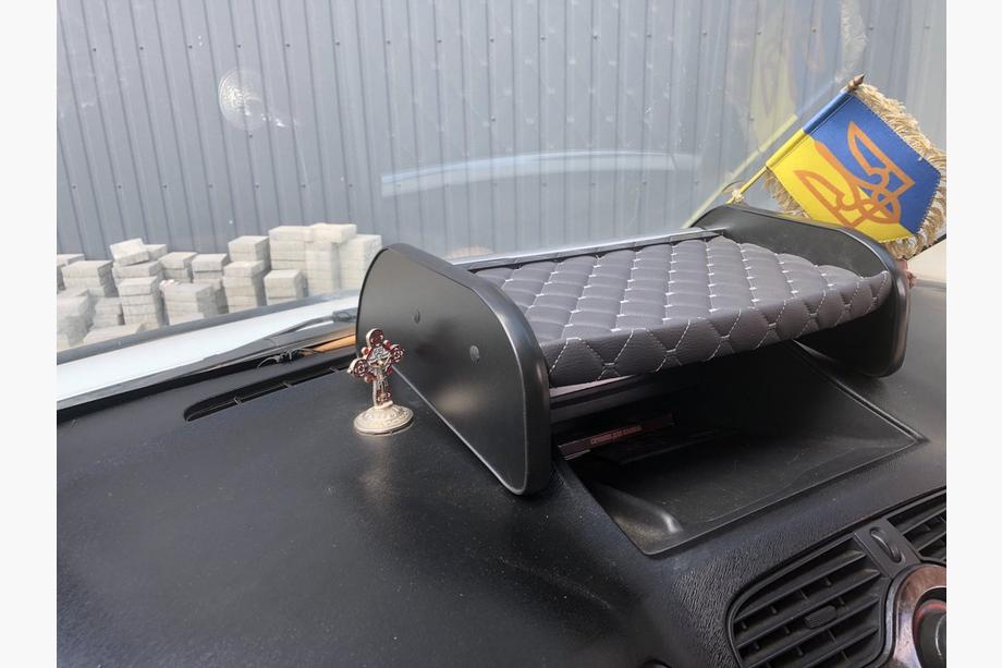 Renault Kangoo 2008–2020 Polica za armaturno ploščo (siva s sivimi šivi) Image