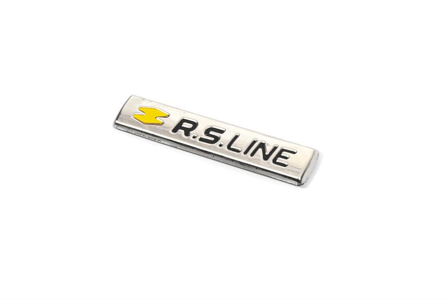 Renault Clio V 2019– Zadnji emblem RS (1 kos, nerjaveče jeklo) Fotografija 2
