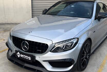 Mercedes C-class W205 2014–2021 Sprednja maska Panamericana GT Black (za Avantgarde/AMG-Line/C43 AMG) 2014-2021, brez kamere fotografija 3