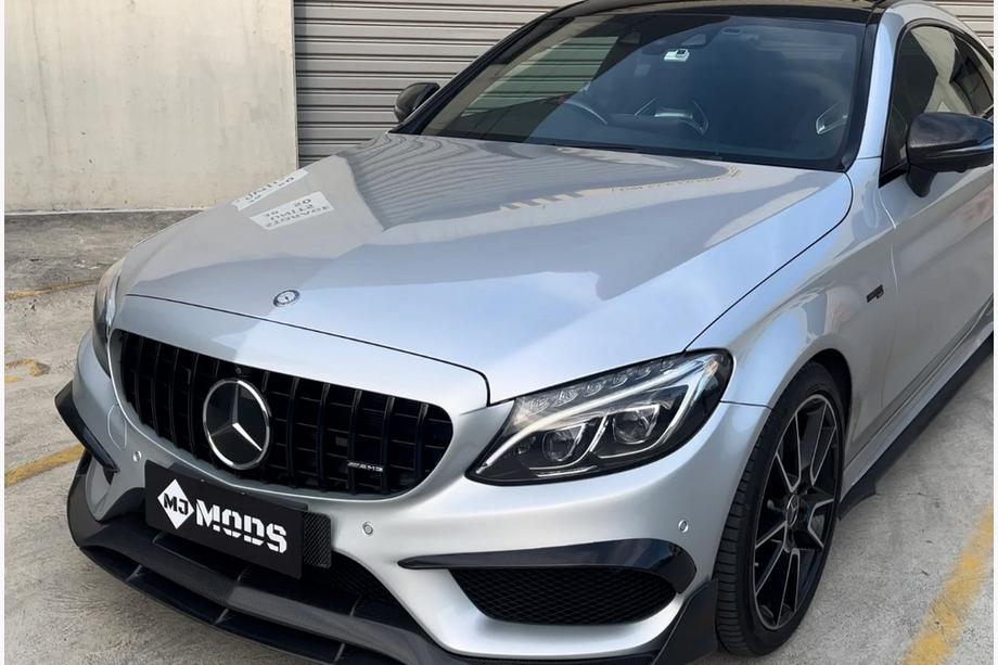 Mercedes C-class W205 2014–2021 Sprednja maska Panamericana GT Black (za Avantgarde/AMG-Line/C43 AMG) Fotografija 3