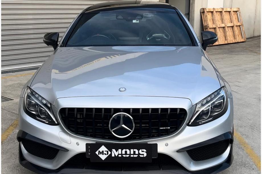 Mercedes C-class W205 2014–2021 Sprednja maska Panamericana GT Black (za Avantgarde/AMG-Line/C43 AMG) Fotografija 6