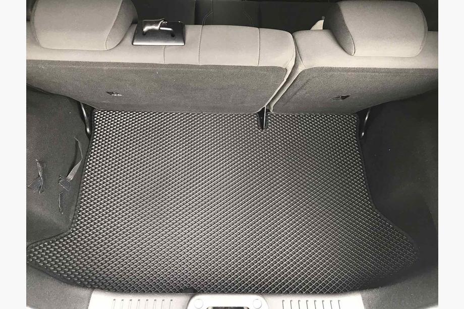 Ford Fiesta 2008–2017 Preproga prtljažnika HB (EVA, črna) Fotografija 2