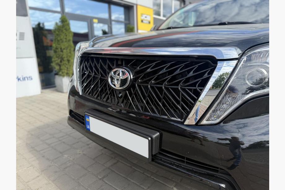 Toyota Land Cruiser Prado 150 2009–2023 Maska hladilnika 2013-2017 (TRD) Fotografija 4