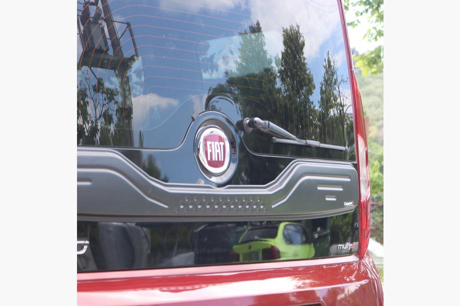 Fiat Doblo II 2010–2022 Obloga pokrova prtljažnika (ABS) Fotografija 2