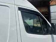 Mercedes Sprinter W907/W910 2018– Vetrni deflektorji za okna (2 kos, Sunplex Sport) fotografija 6