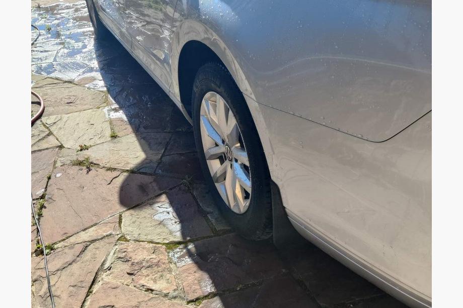 Volkswagen Passat B8 2015–2023 Blatne zavesice Premium 2015-2018 SD/SW (EU, 4 kos) Fotografija 3