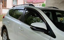 Toyota Rav 4 2013–2018 Vetrni deflektorji oken s kromirano letvico (4 kos, Niken) fotografija 4