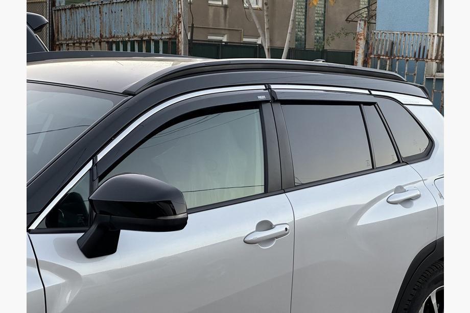 Toyota Corolla Cross 2020– Vetrni deflektorji oken s kromirano letvico (4 kos, Niken) Image