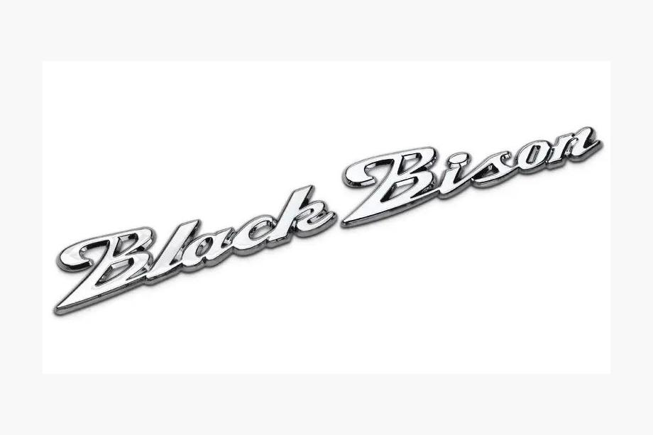 Mercedes-Benz Napis Black Bison Image