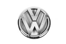 Volkswagen Jetta 2011–2018 Sprednji emblem 5C6 853 601 (2010-2014) fotografija 1